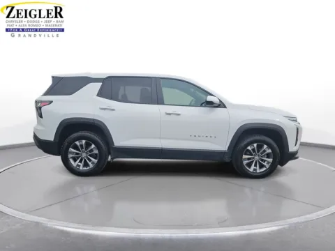 More photos of 2025 Chevrolet Equinox LT at Zeigler Chrysler Dodge Jeep Ram of Grandville, MI