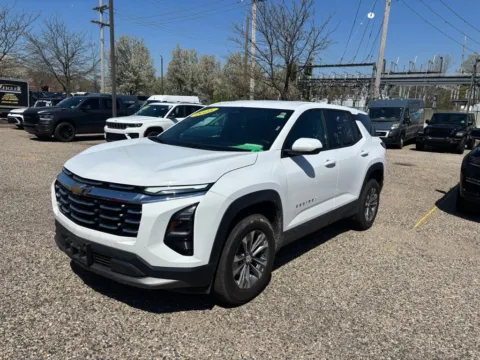 White 2025 Chevrolet Equinox LT for sale in Grandville, MI