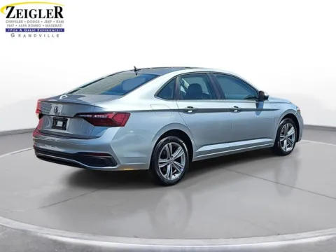 More photos of 2024 Volkswagen Jetta 1.5T SE at Zeigler Chrysler Dodge Jeep Ram of Grandville, MI