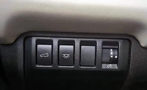 More photos of 2023 Subaru Ascent Limited at Zeigler Chrysler Dodge Jeep Ram of Grandville, MI