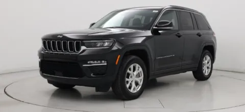 Black 2023 Jeep Grand Cherokee Limited for sale in Grandville, MI