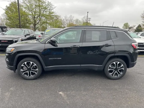 More photos of 2023 Jeep Compass Limited at Zeigler Chrysler Dodge Jeep Ram of Grandville, MI