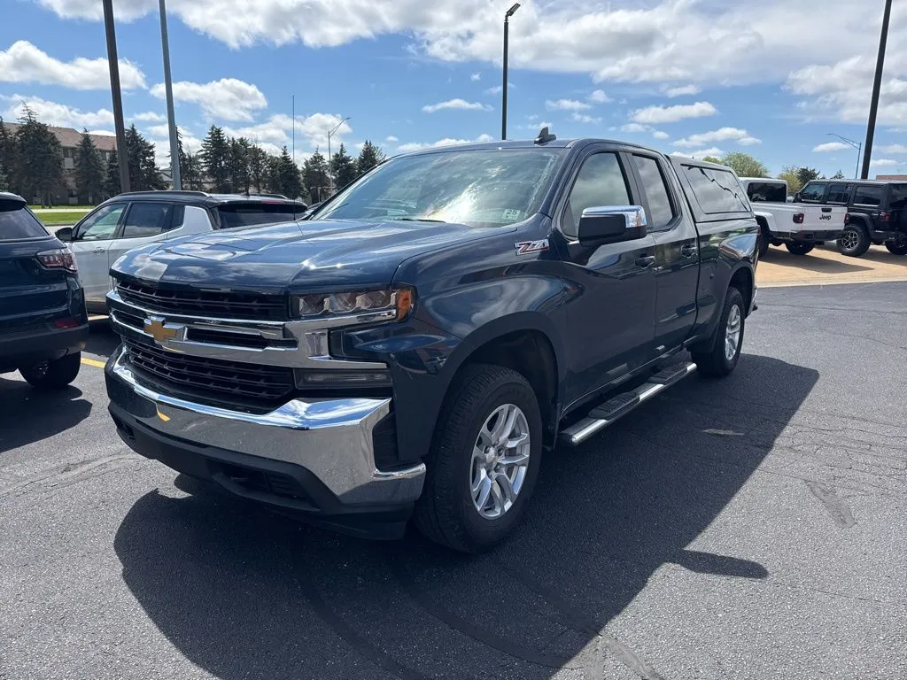 Blue 2020 Chevrolet Silverado 1500 LT for sale in Grandville, MI