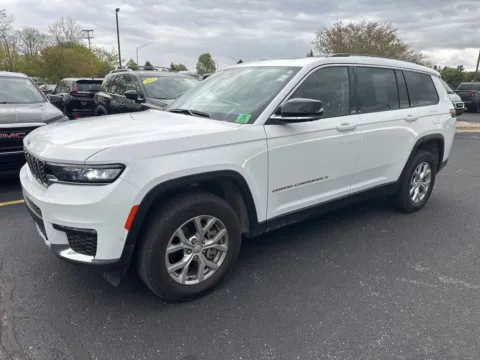 More photos of 2023 Jeep Grand Cherokee L Limited at Zeigler Chrysler Dodge Jeep Ram of Grandville, MI