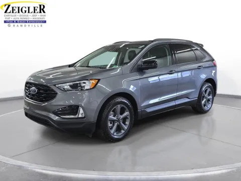 Gray 2024 Ford Edge SEL for sale in Grandville, MI