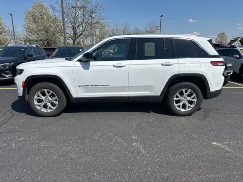 More photos of 2023 Jeep Grand Cherokee Limited at Zeigler Chrysler Dodge Jeep Ram of Grandville, MI