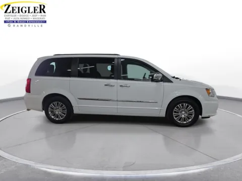 More photos of 2015 Chrysler Town & Country Touring-L at Zeigler Chrysler Dodge Jeep Ram of Grandville, MI