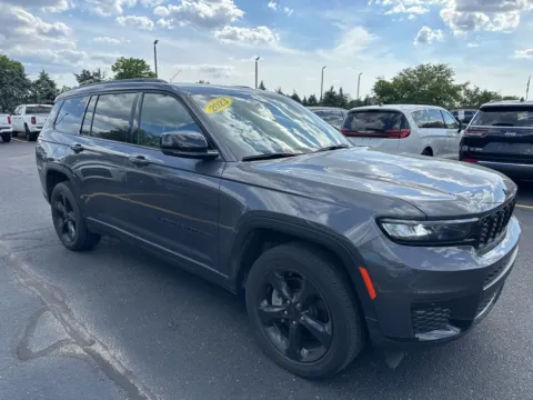 Photos of 2023 Jeep Grand Cherokee L Altitude for sale in Grandville, MI at Zeigler Chrysler Dodge Jeep Ram of Grandville