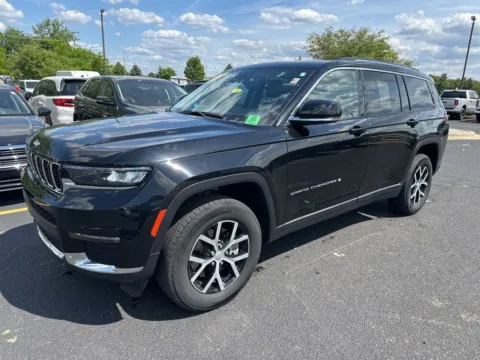 Another view of 2023 Jeep Grand Cherokee L Limited for sale in Grandville, MI at Zeigler Chrysler Dodge Jeep Ram of Grandville