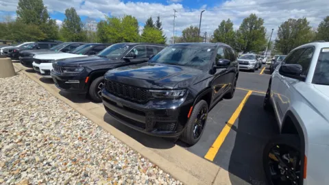 Photos of 2023 Jeep Grand Cherokee L Altitude for sale in Grandville, MI at Zeigler Chrysler Dodge Jeep Ram of Grandville