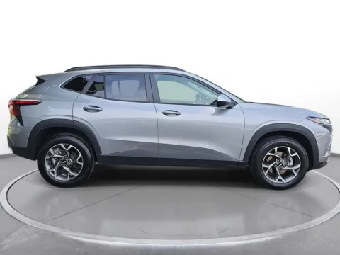 More photos of 2025 Chevrolet Trax LT at Zeigler Chrysler Dodge Jeep Ram of Grandville, MI