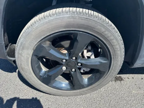 More photos of 2023 Jeep Grand Cherokee Altitude X at Zeigler Chrysler Dodge Jeep Ram of Grandville, MI