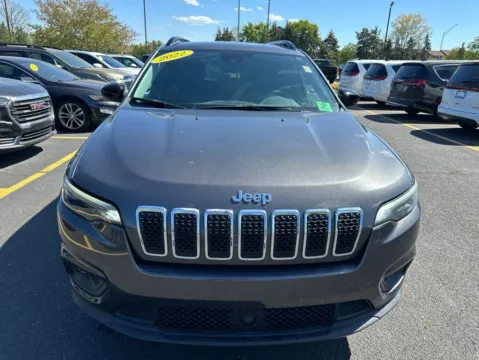 Photos of 2022 Jeep Cherokee Latitude Lux for sale in Grandville, MI at Zeigler Chrysler Dodge Jeep Ram of Grandville