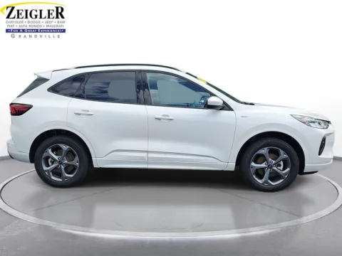 More photos of 2024 Ford Escape Hybrid ST-Line Select at Zeigler Chrysler Dodge Jeep Ram of Grandville, MI
