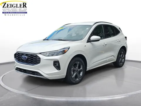 White 2024 Ford Escape Hybrid ST-Line Select for sale in Grandville, MI