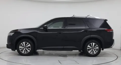 Photos of 2023 Nissan Pathfinder SL for sale in Grandville, MI at Zeigler Chrysler Dodge Jeep Ram of Grandville