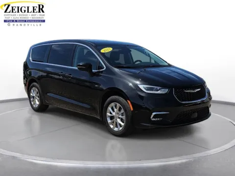 Another view of 2023 Chrysler Pacifica Touring L for sale in Grandville, MI at Zeigler Chrysler Dodge Jeep Ram of Grandville