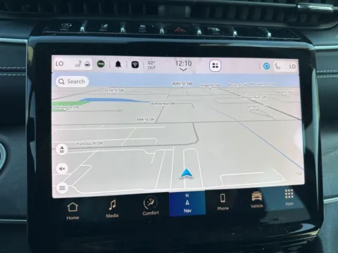 More photos of 2023 Jeep Grand Cherokee L Limited at Zeigler Chrysler Dodge Jeep Ram of Grandville, MI