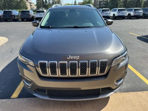 Photos of 2019 Jeep Cherokee Limited for sale in Grandville, MI at Zeigler Chrysler Dodge Jeep Ram of Grandville
