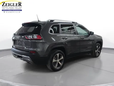 More photos of 2019 Jeep Cherokee Limited at Zeigler Chrysler Dodge Jeep Ram of Grandville, MI
