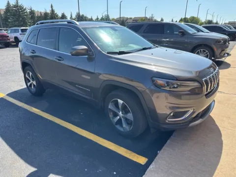 Gray 2019 Jeep Cherokee Limited for sale in Grandville, MI