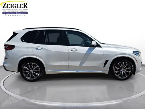 More photos of 2023 BMW X5 xDrive40i at Zeigler Chrysler Dodge Jeep Ram of Grandville, MI