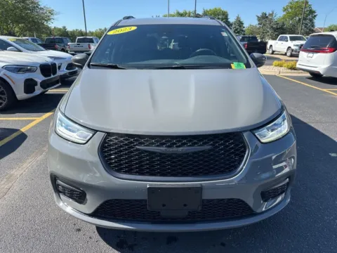 Photos of 2023 Chrysler Pacifica Touring L for sale in Grandville, MI at Zeigler Chrysler Dodge Jeep Ram of Grandville