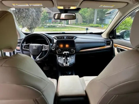 More photos of 2019 Honda CR-V EX-L at Zeigler Chrysler Dodge Jeep Ram of Grandville, MI