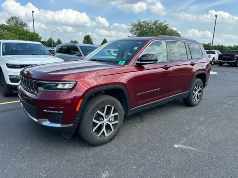 More photos of 2023 Jeep Grand Cherokee L Limited at Zeigler Chrysler Dodge Jeep Ram of Grandville, MI