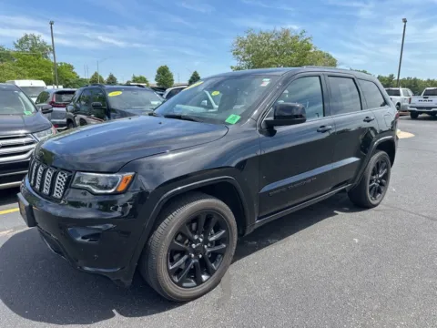Another view of 2022 Jeep Grand Cherokee WK Laredo X for sale in Grandville, MI at Zeigler Chrysler Dodge Jeep Ram of Grandville