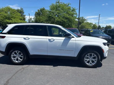 Photos of 2023 Jeep Grand Cherokee Limited for sale in Grandville, MI at Zeigler Chrysler Dodge Jeep Ram of Grandville