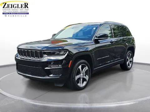 Black 2023 Jeep Grand Cherokee Limited for sale in Grandville, MI