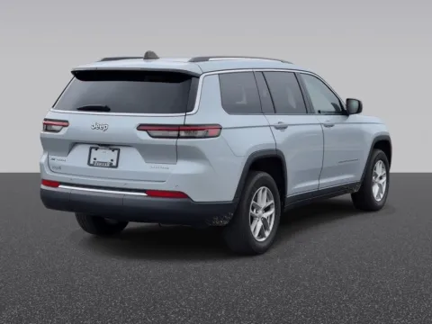 More photos of 2023 Jeep Grand Cherokee L Laredo at Zeigler Chrysler Dodge Jeep Ram of Grandville, MI