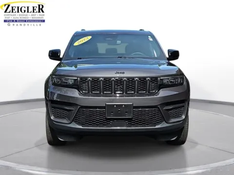 Photos of 2023 Jeep Grand Cherokee Altitude X for sale in Grandville, MI at Zeigler Chrysler Dodge Jeep Ram of Grandville