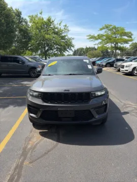 Another view of 2023 Jeep Grand Cherokee Altitude X for sale in Grandville, MI at Zeigler Chrysler Dodge Jeep Ram of Grandville