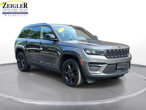 Another view of 2023 Jeep Grand Cherokee Altitude X for sale in Grandville, MI at Zeigler Chrysler Dodge Jeep Ram of Grandville
