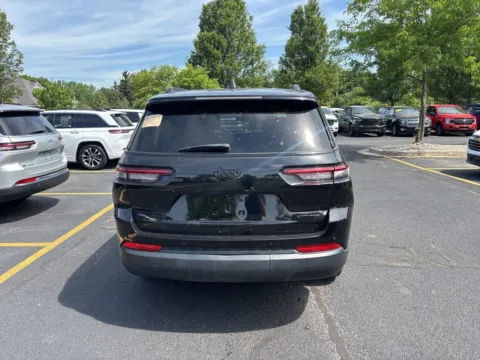 More photos of 2023 Jeep Grand Cherokee L Limited at Zeigler Chrysler Dodge Jeep Ram of Grandville, MI