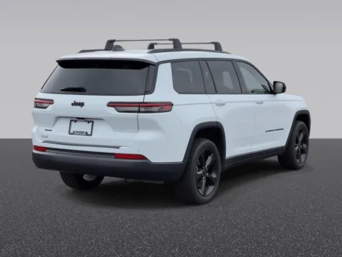 More photos of 2023 Jeep Grand Cherokee L Altitude at Zeigler Chrysler Dodge Jeep Ram of Grandville, MI