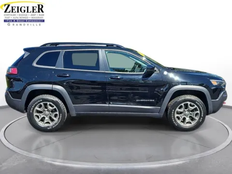 More photos of 2022 Jeep Cherokee Trailhawk at Zeigler Chrysler Dodge Jeep Ram of Grandville, MI