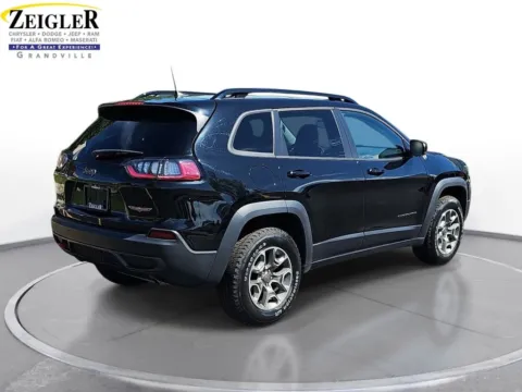 More photos of 2022 Jeep Cherokee Trailhawk at Zeigler Chrysler Dodge Jeep Ram of Grandville, MI
