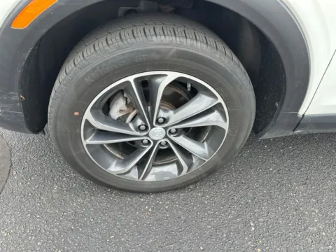 More photos of 2023 Buick Encore GX Select at Zeigler Chrysler Dodge Jeep Ram of Grandville, MI