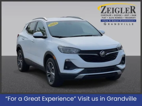 White 2023 Buick Encore GX Select for sale in Grandville, MI