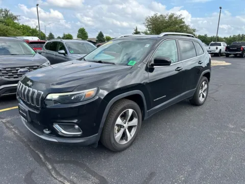 More photos of 2021 Jeep Cherokee Limited at Zeigler Chrysler Dodge Jeep Ram of Grandville, MI