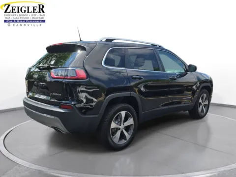 More photos of 2021 Jeep Cherokee Limited at Zeigler Chrysler Dodge Jeep Ram of Grandville, MI
