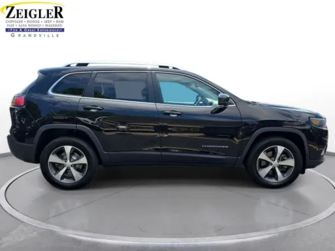 More photos of 2021 Jeep Cherokee Limited at Zeigler Chrysler Dodge Jeep Ram of Grandville, MI