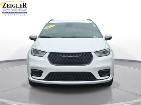 Photos of 2023 Chrysler Pacifica Touring L for sale in Grandville, MI at Zeigler Chrysler Dodge Jeep Ram of Grandville