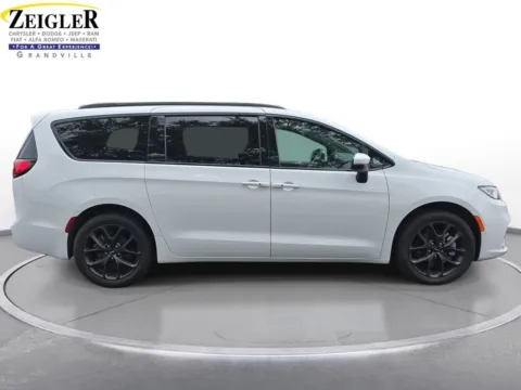 More photos of 2023 Chrysler Pacifica Touring L at Zeigler Chrysler Dodge Jeep Ram of Grandville, MI