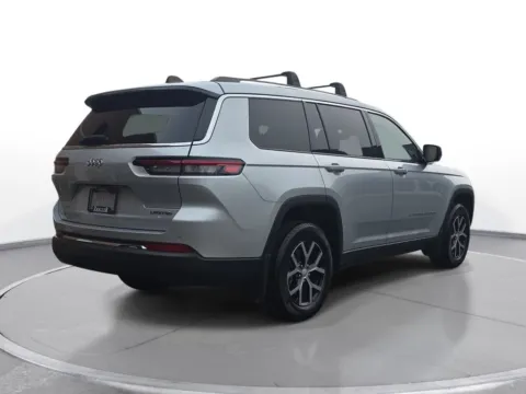 More photos of 2023 Jeep Grand Cherokee L Limited at Zeigler Chrysler Dodge Jeep Ram of Grandville, MI