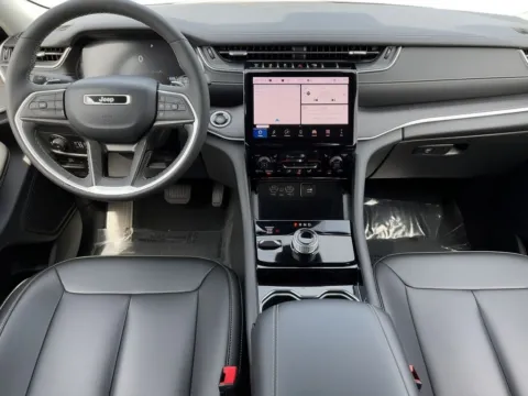 More photos of 2023 Jeep Grand Cherokee L Limited at Zeigler Chrysler Dodge Jeep Ram of Grandville, MI