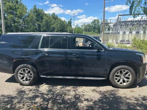 Another view of 2016 GMC Yukon XL SLE for sale in Grandville, MI at Zeigler Chrysler Dodge Jeep Ram of Grandville